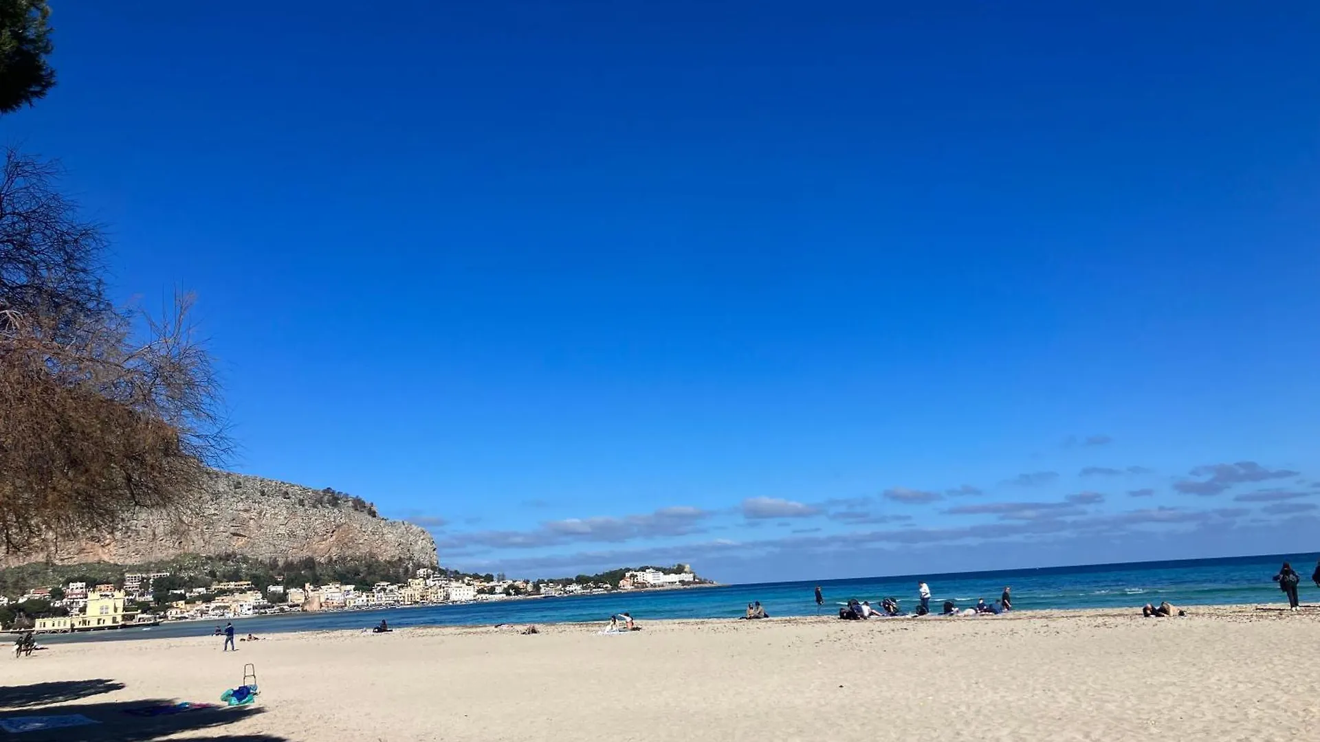 Villa Crilulu Al Mare Palermo Itálie